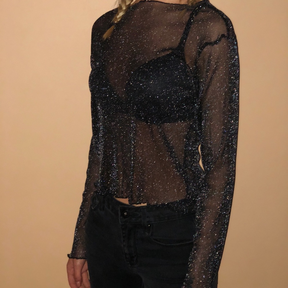 Brandy Melville sparkle tee ✨